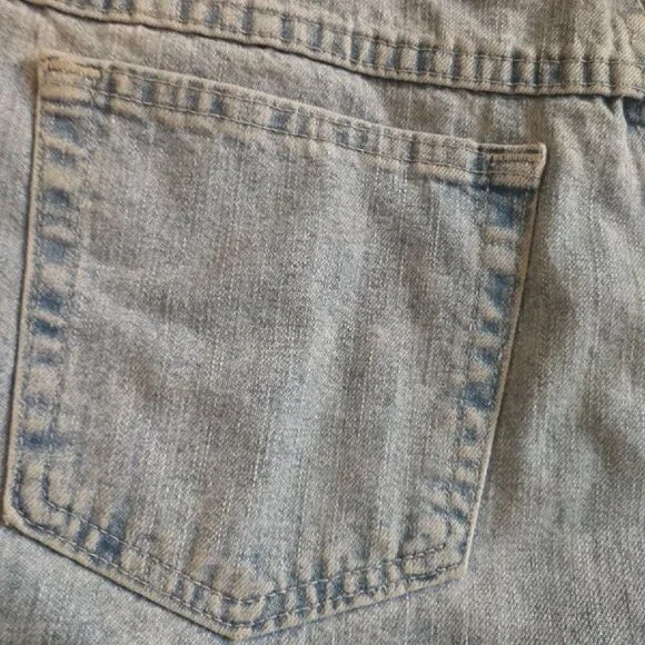 High Rise Denim Riders Shorts - Picture 8 of 8